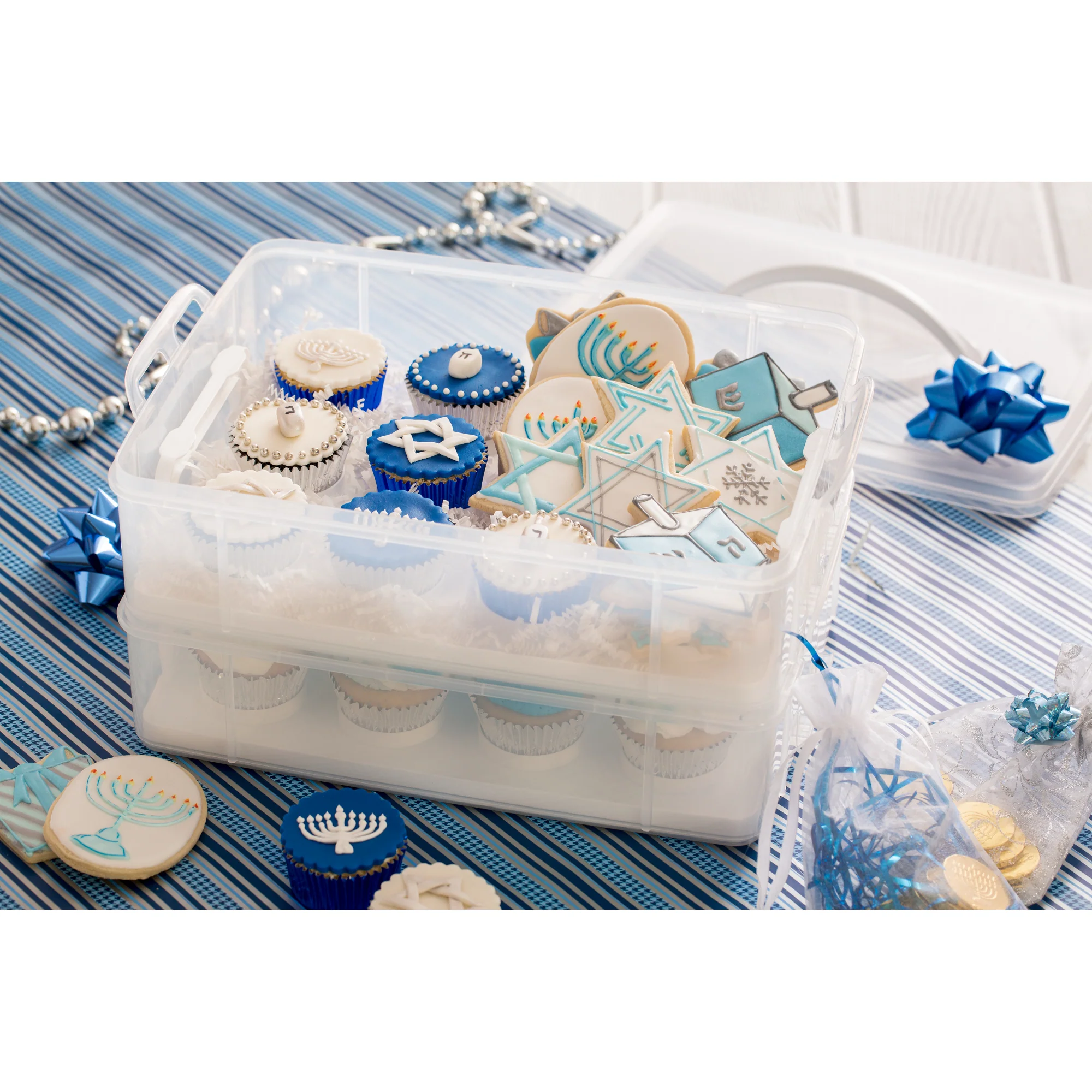 Clearance Snapware® 2 Layer Cup Cake Carrier - Image 3