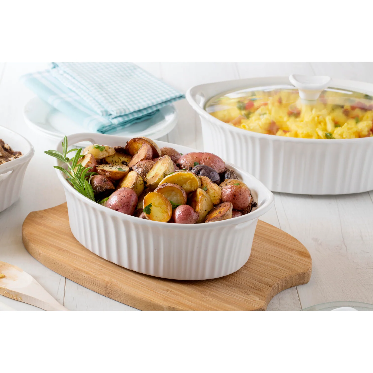 Corningware® French White 1.4L Oval Covered Casserole - Image 2